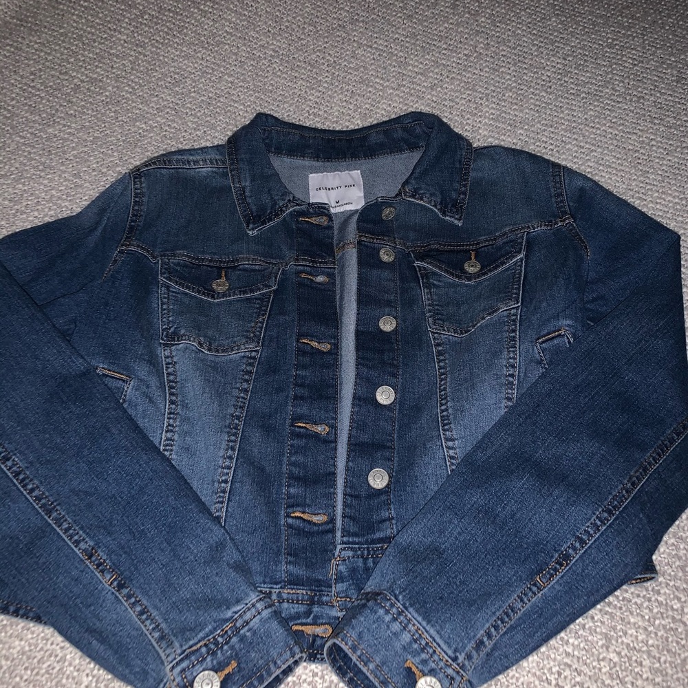 🌹SOLD🌹Denim Jacket NWOT❣️